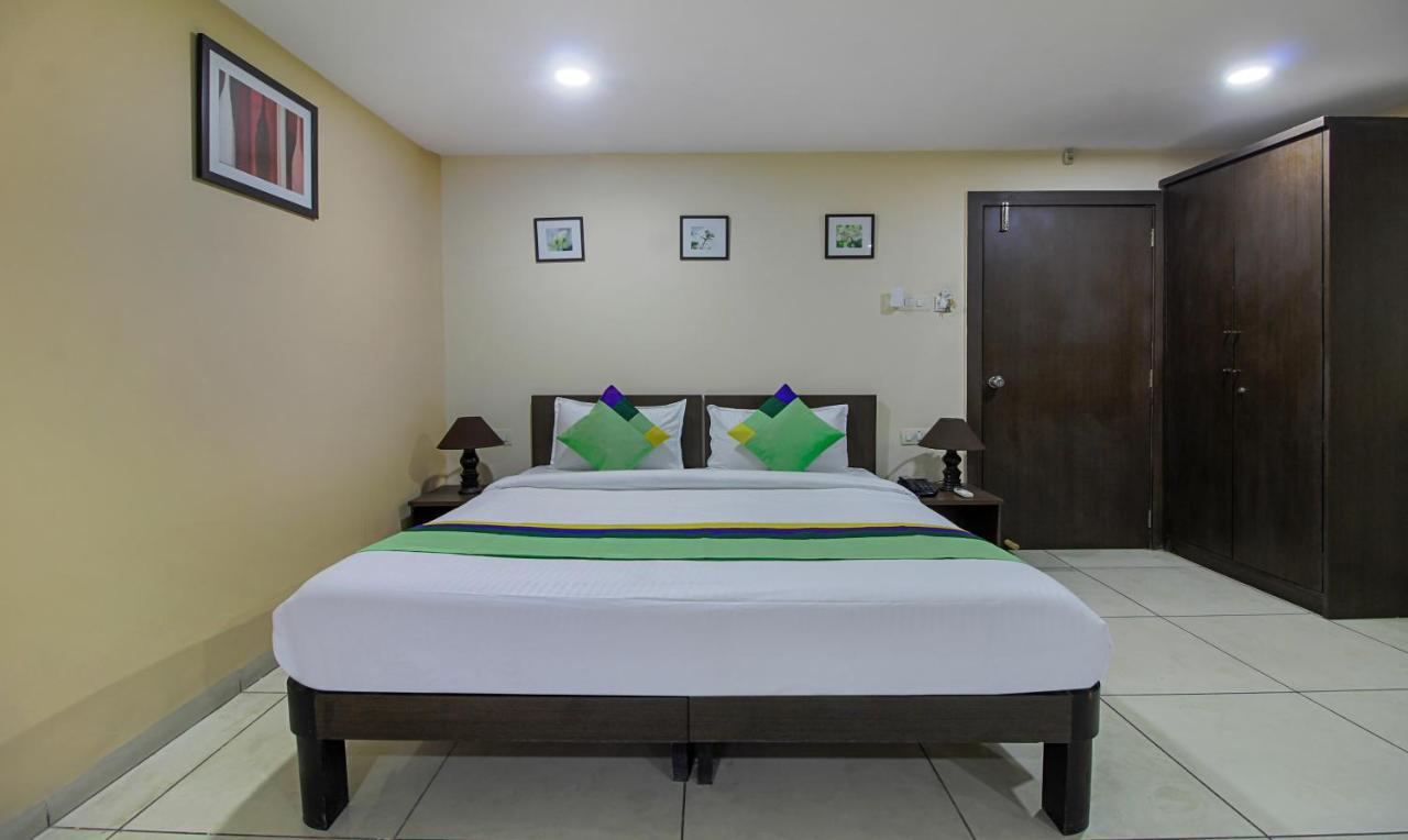 Treebo Trend La Paradise, Pune Exterior photo